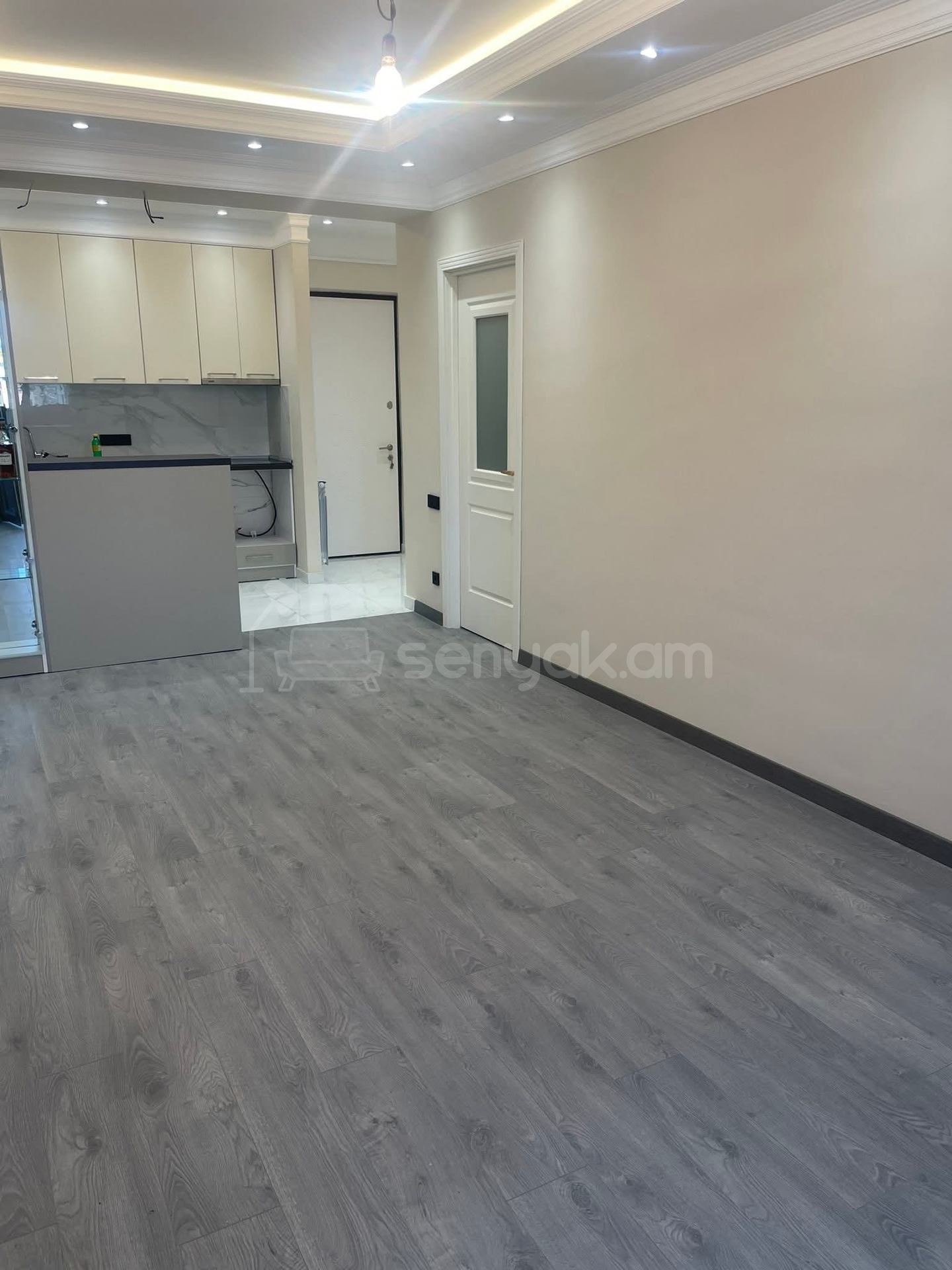 3 Սենյականոց Բնակարան Նորակառույցում, 65քմ, 11/15 հարկ, Կապիտալ Վերանորոգված