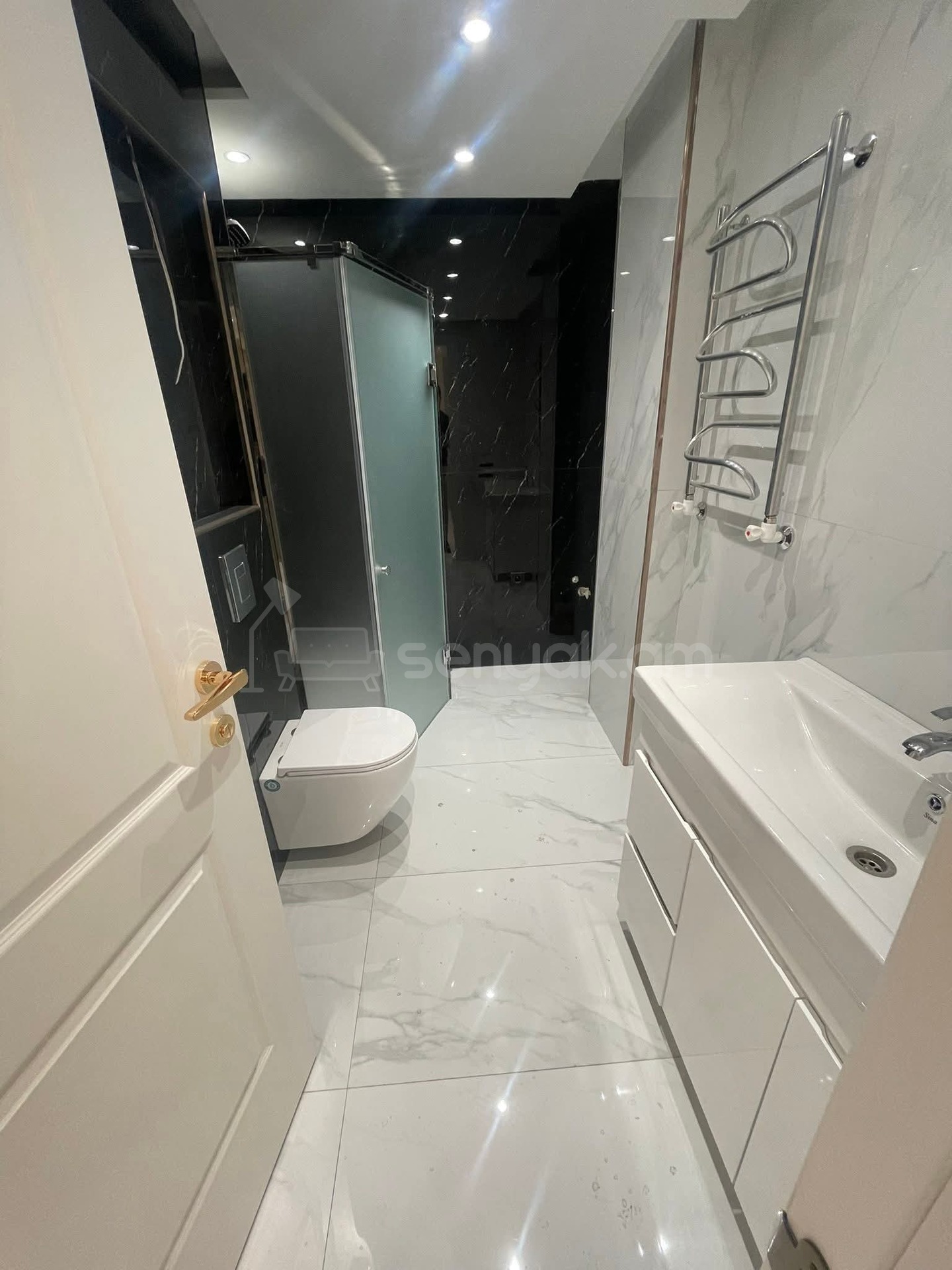 3 Սենյականոց Բնակարան Նորակառույցում, 65քմ, 11/15 հարկ, Կապիտալ Վերանորոգված