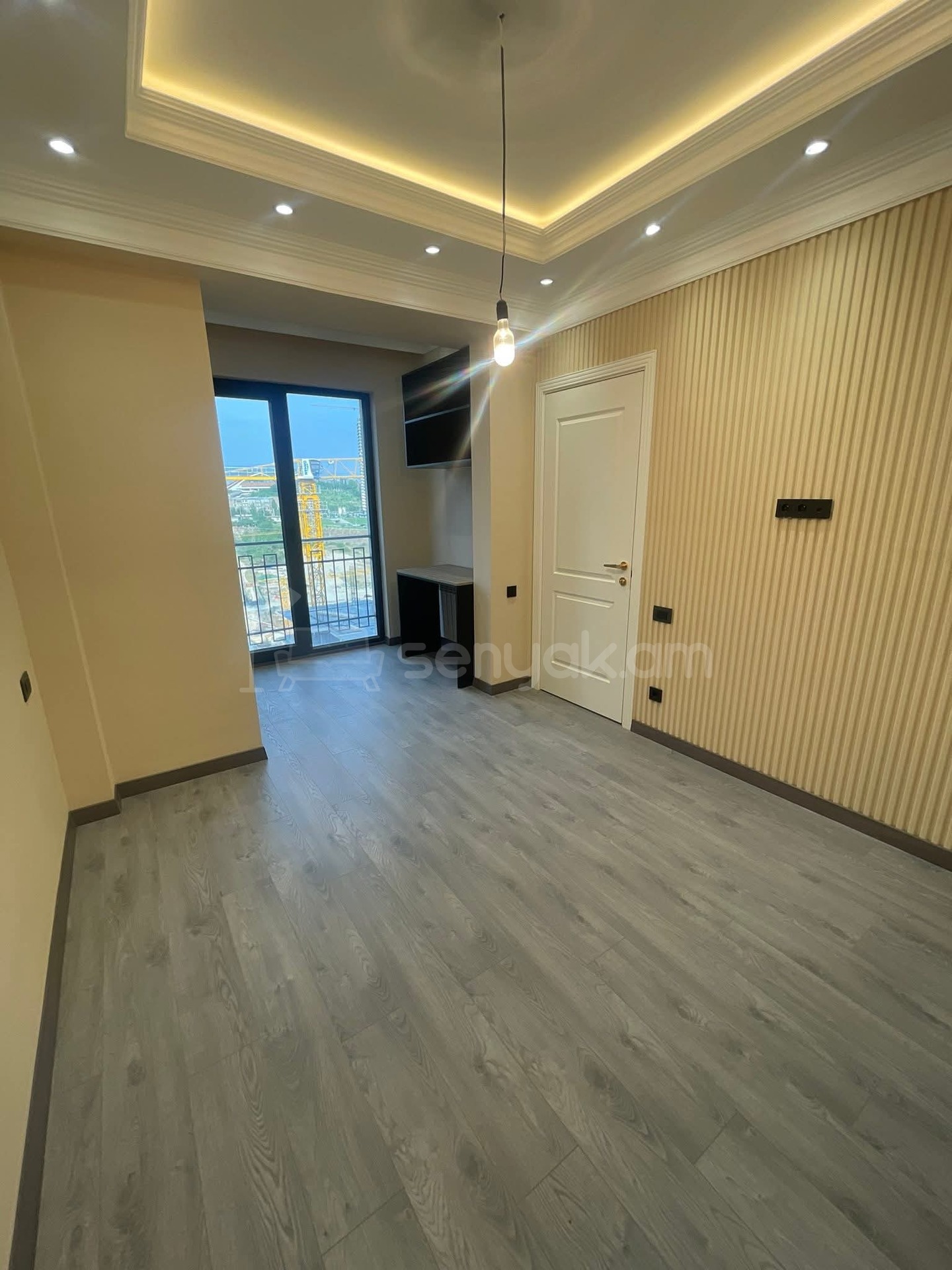 3 Սենյականոց Բնակարան Նորակառույցում, 65քմ, 11/15 հարկ, Կապիտալ Վերանորոգված