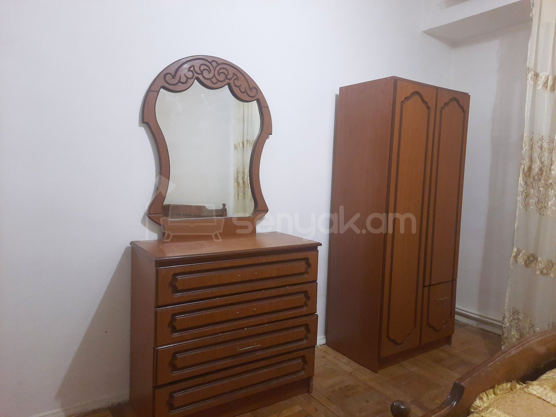 4 Սենյականոց Բնակարան Քարե Շենքում, 91քմ, 4/9 հարկ, Կոսմետիկ Վերանորոգված, Կահավորված, Արևկող