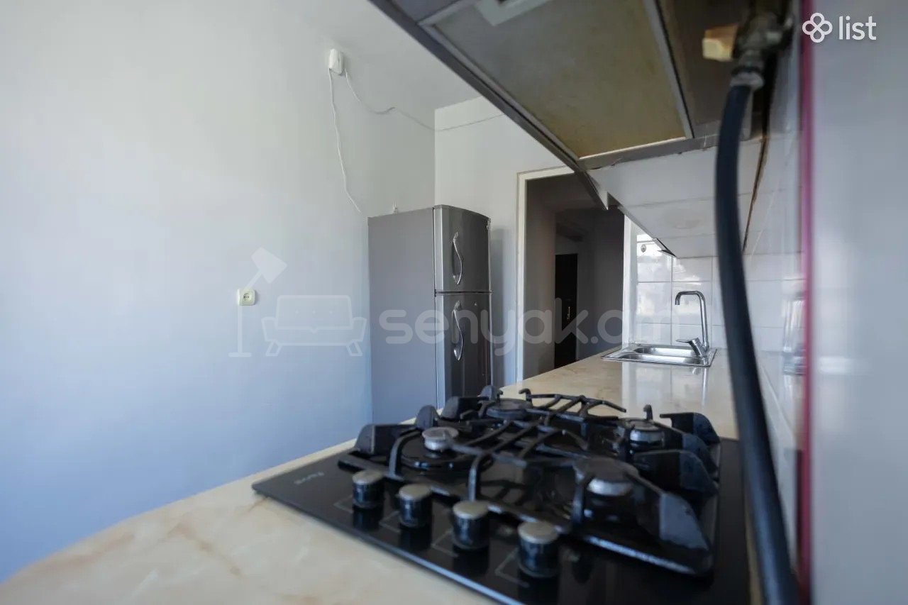 3 Սենյականոց Բնակարան, 80քմ, 12/15 հարկ, Նորմալ Վիճակում, Կահավորված, Արևկող