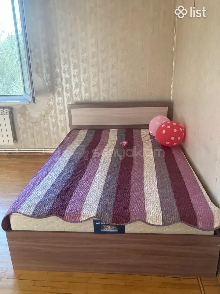 4 Սենյականոց Բնակարան, 80քմ, 3/9 հարկ, Նորմալ Վիճակում, Կահավորված, Արևկող