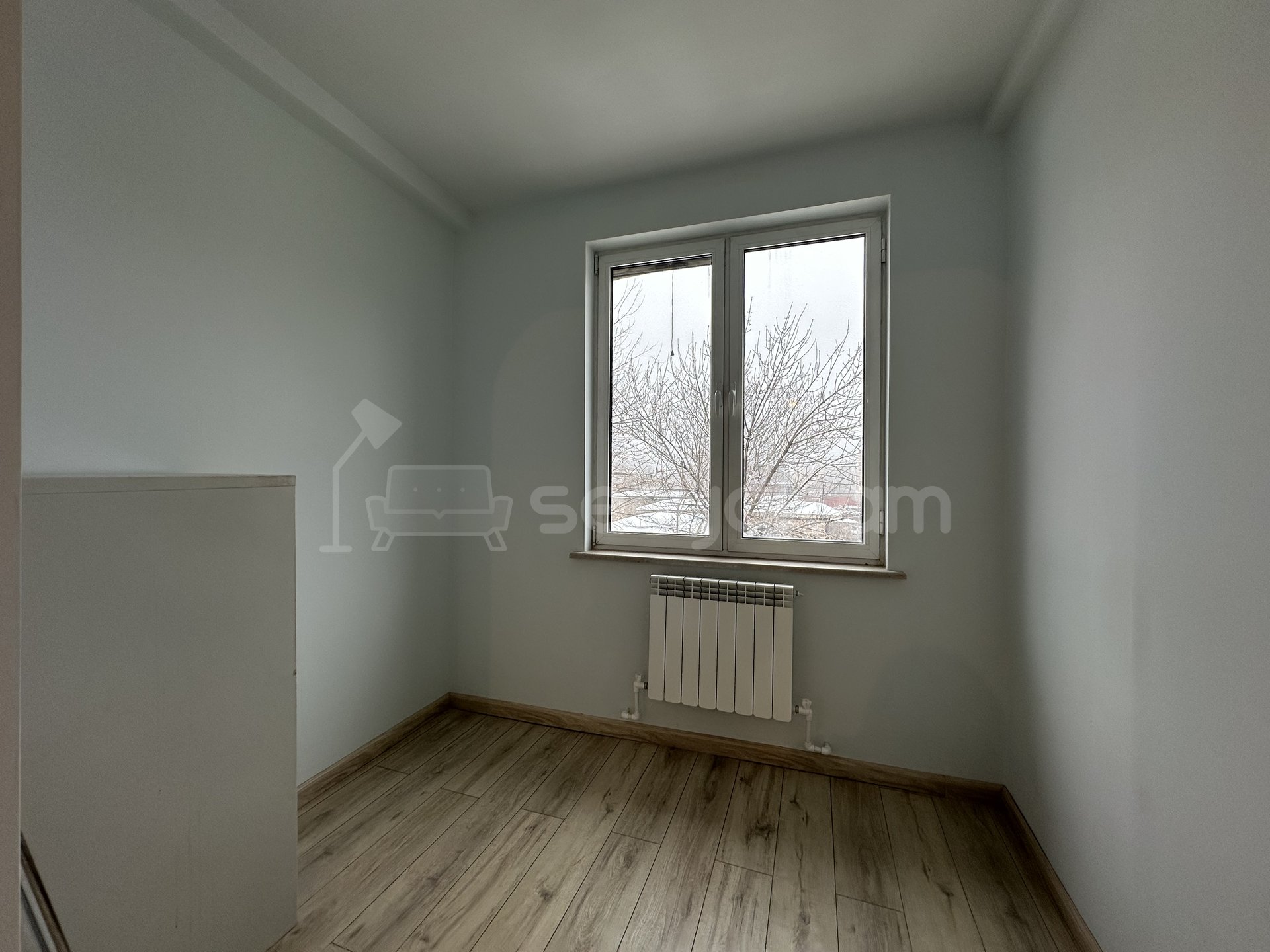 3 Սենյականոց Բնակարան Քարե Շենքում, 70քմ, 2/5 հարկ, Կապիտալ Վերանորոգված, Կահավորված