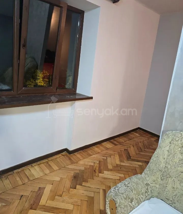 2 Սենյականոց Բնակարան Քարե Շենքում, 55քմ, 4/9 հարկ, Նորմալ Վիճակում, Կահավորված