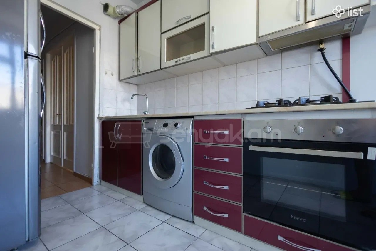 3 Սենյականոց Բնակարան, 80քմ, 12/14 հարկ, Նորմալ Վիճակում, Կահավորված, Արևկող