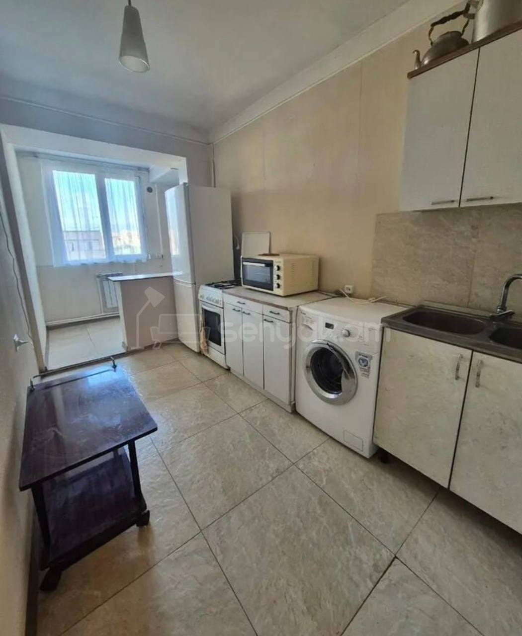 3 Սենյականոց Բնակարան, 76քմ, 9/16 հարկ, Նորմալ Վիճակում, Կահավորված