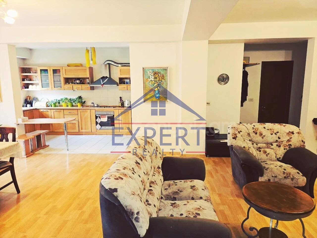 4 Սենյականոց Բնակարան Նորակառույցում, 130քմ, 4/14 հարկ, Կապիտալ Վերանորոգված, Կահավորված, Արևկող