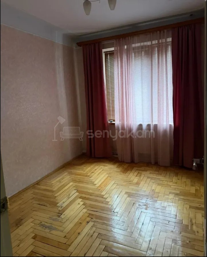 4 Սենյականոց Բնակարան, 95քմ, 6/9 հարկ, Նորմալ Վիճակում, Մասամբ Կահավորված