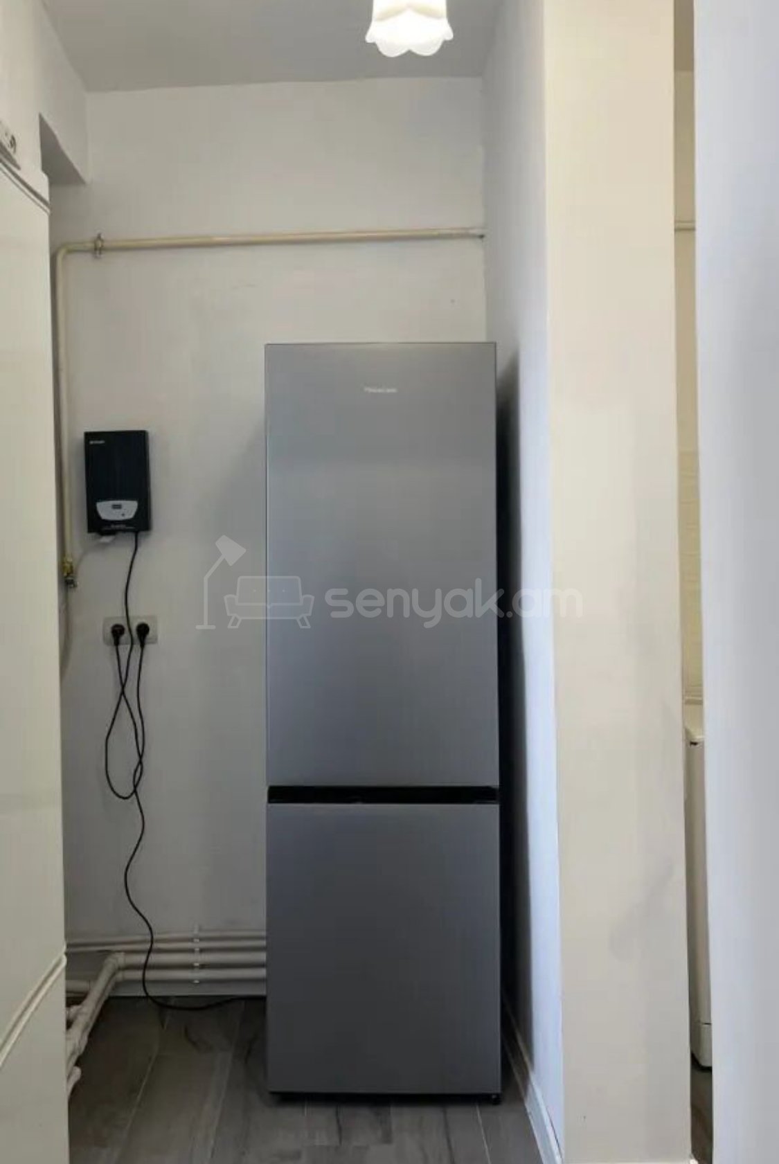 4 Սենյականոց Բնակարան, 90քմ, 4/9 հարկ, Կապիտալ Վերանորոգված, Կահավորված