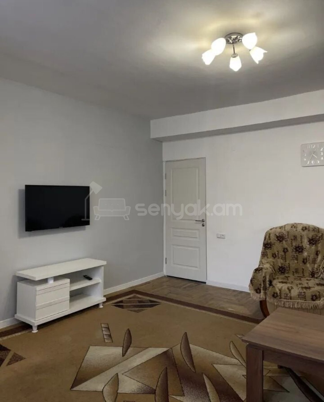 4 Սենյականոց Բնակարան, 90քմ, 4/9 հարկ, Կապիտալ Վերանորոգված, Կահավորված