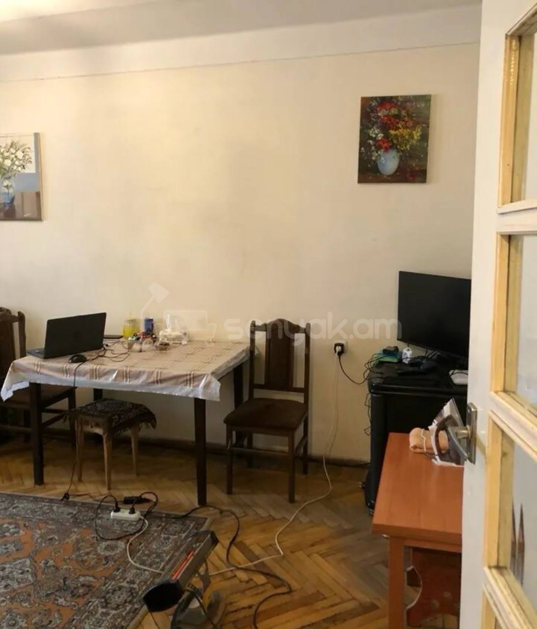 2 Սենյականոց Բնակարան Քարե Շենքում, 52քմ, 2/5 հարկ, Պետական Վիճակում, Կահավորված