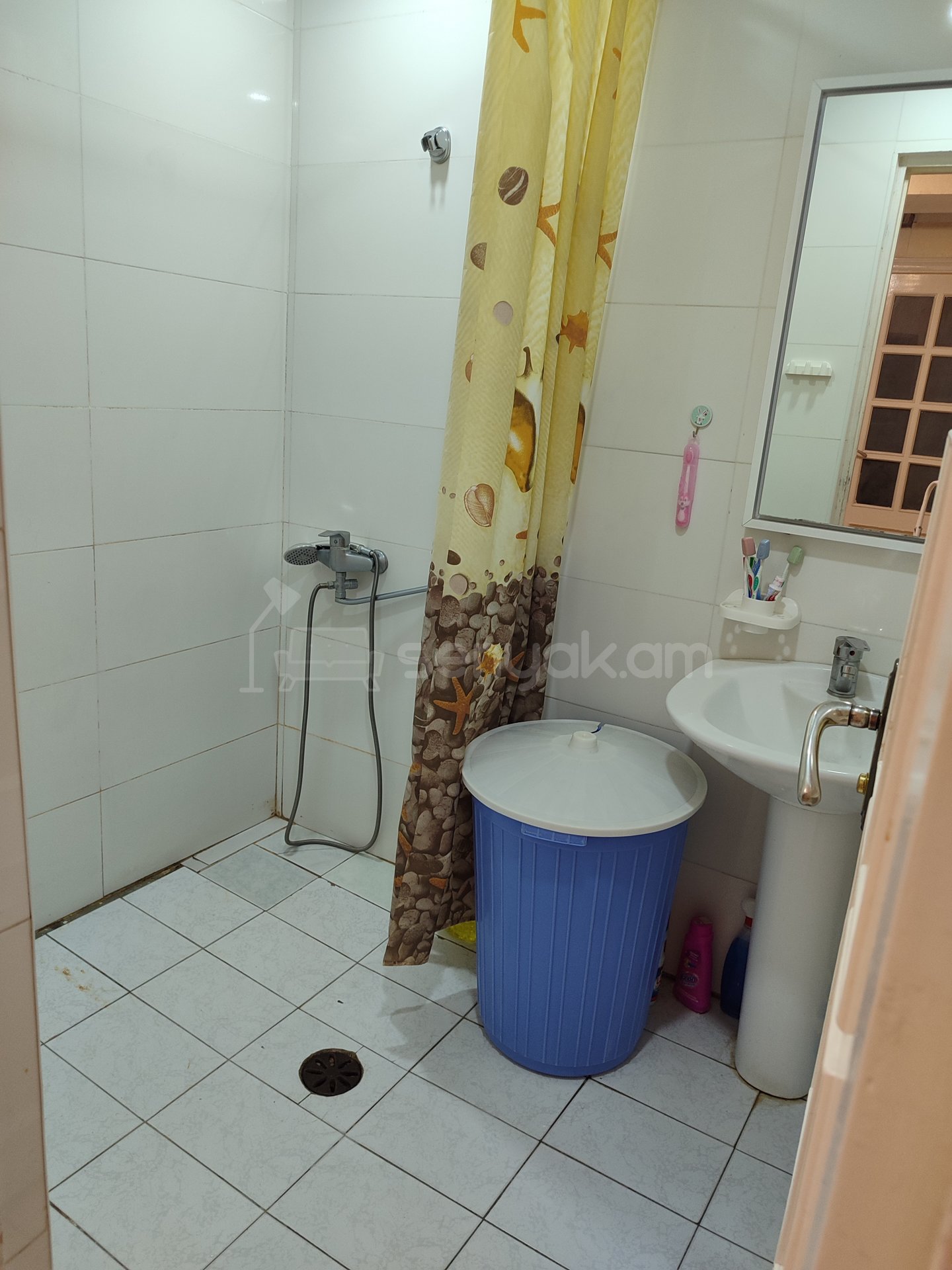 2 Սենյականոց Բնակարան Քարե Շենքում, 54քմ, 4/5 հարկ, Կոսմետիկ Վերանորոգված