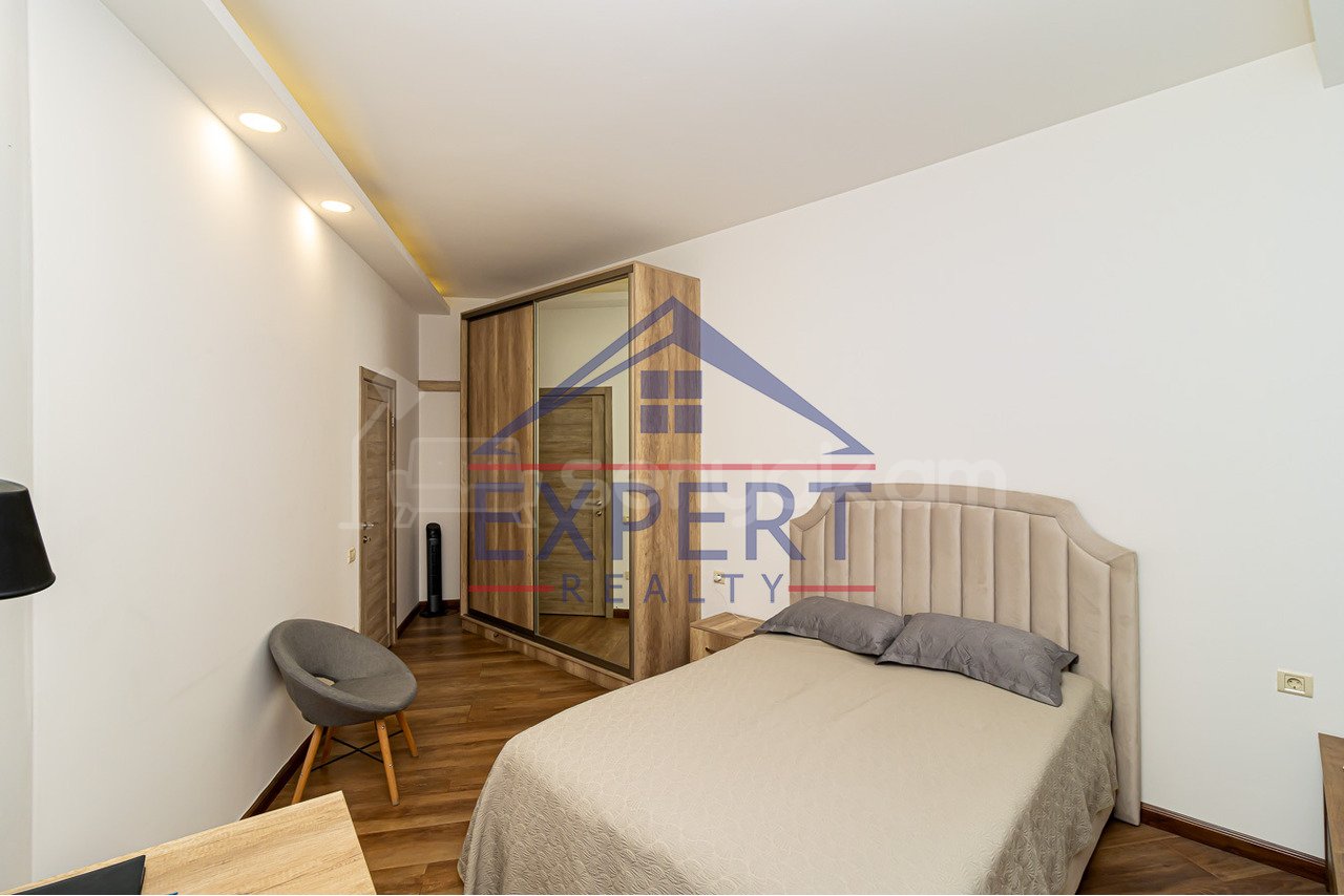 4 Սենյականոց Բնակարան Նորակառույցում, 153քմ, 8/19 հարկ, Դիզայներական Վերանորոգված