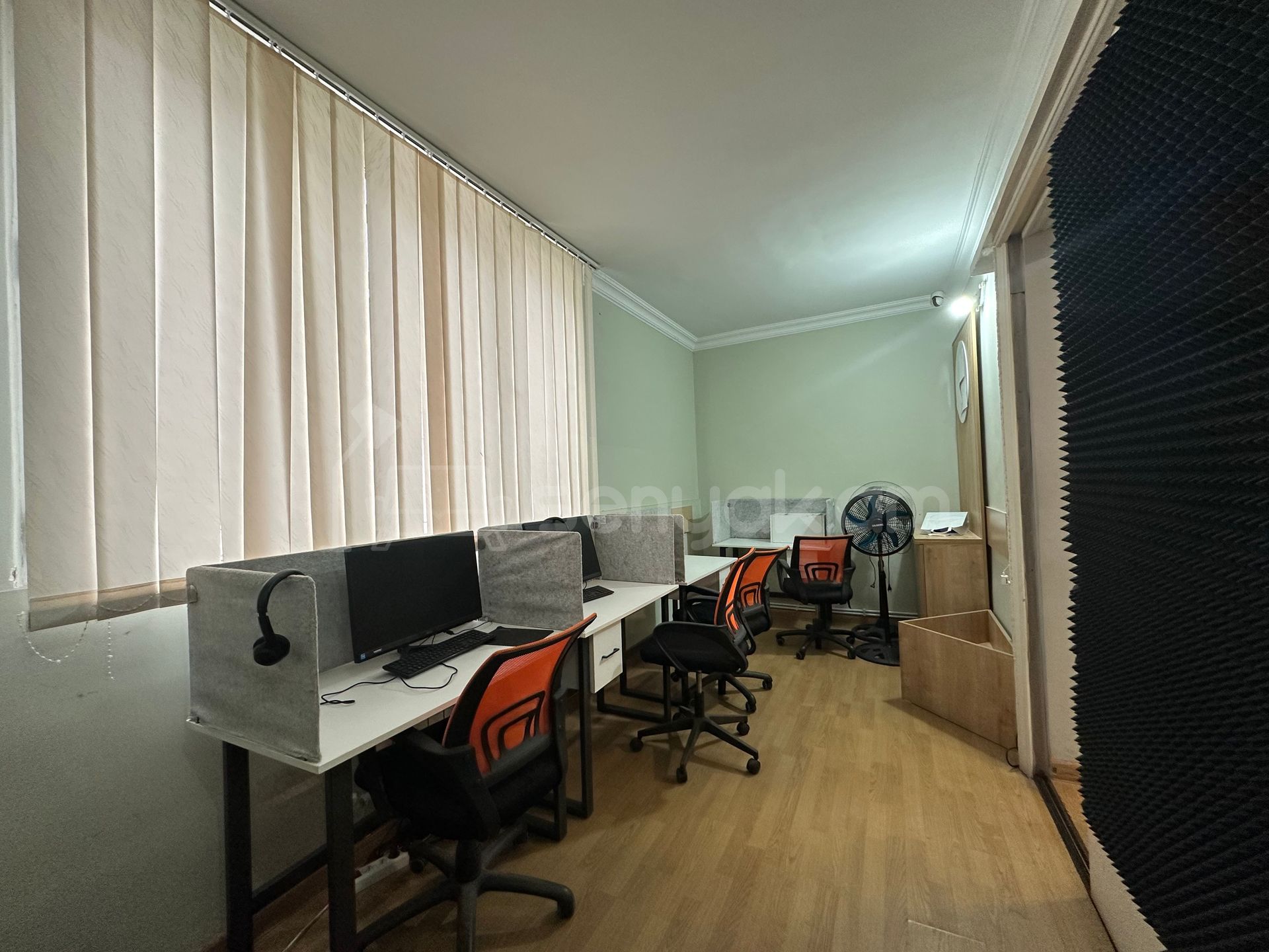 Օֆիսային Տարածք, 56քմ, Կապիտալ Վերանորոգված