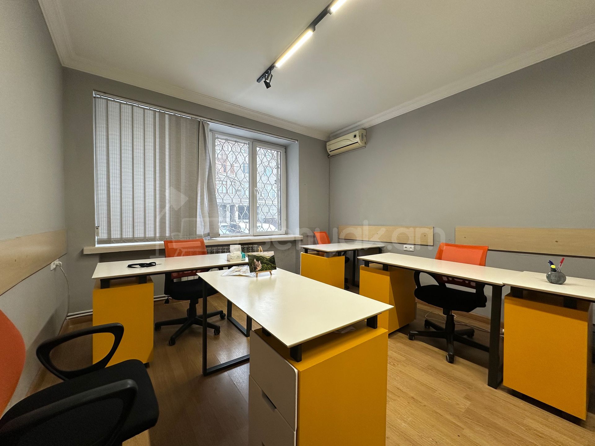 Օֆիսային Տարածք, 56քմ, Կապիտալ Վերանորոգված