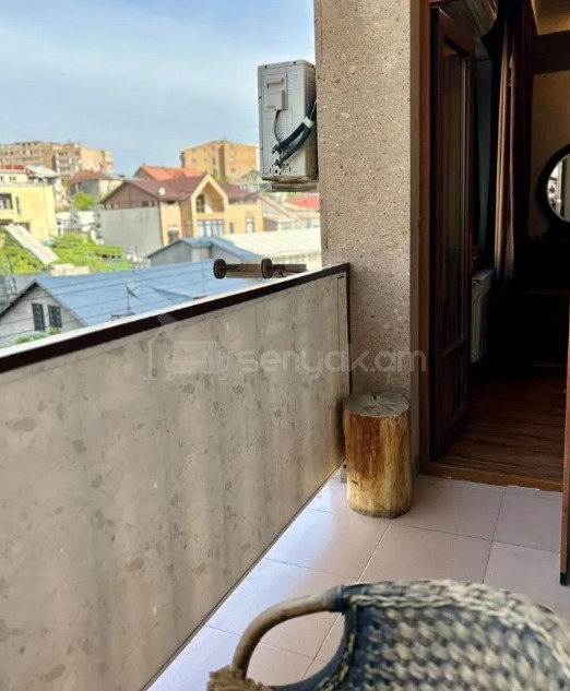 4 Սենյականոց Բնակարան Նորակառույցում, 100քմ, 7/16 հարկ, Դիզայներական Վերանորոգված