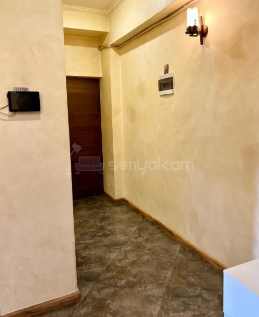 4 Սենյականոց Բնակարան Նորակառույցում, 100քմ, 7/16 հարկ, Դիզայներական Վերանորոգված