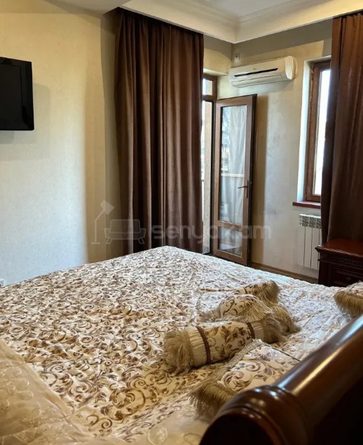 4 Սենյականոց Բնակարան Նորակառույցում, 100քմ, 7/16 հարկ, Դիզայներական Վերանորոգված