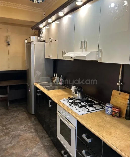 4 Սենյականոց Բնակարան Նորակառույցում, 100քմ, 7/16 հարկ, Դիզայներական Վերանորոգված