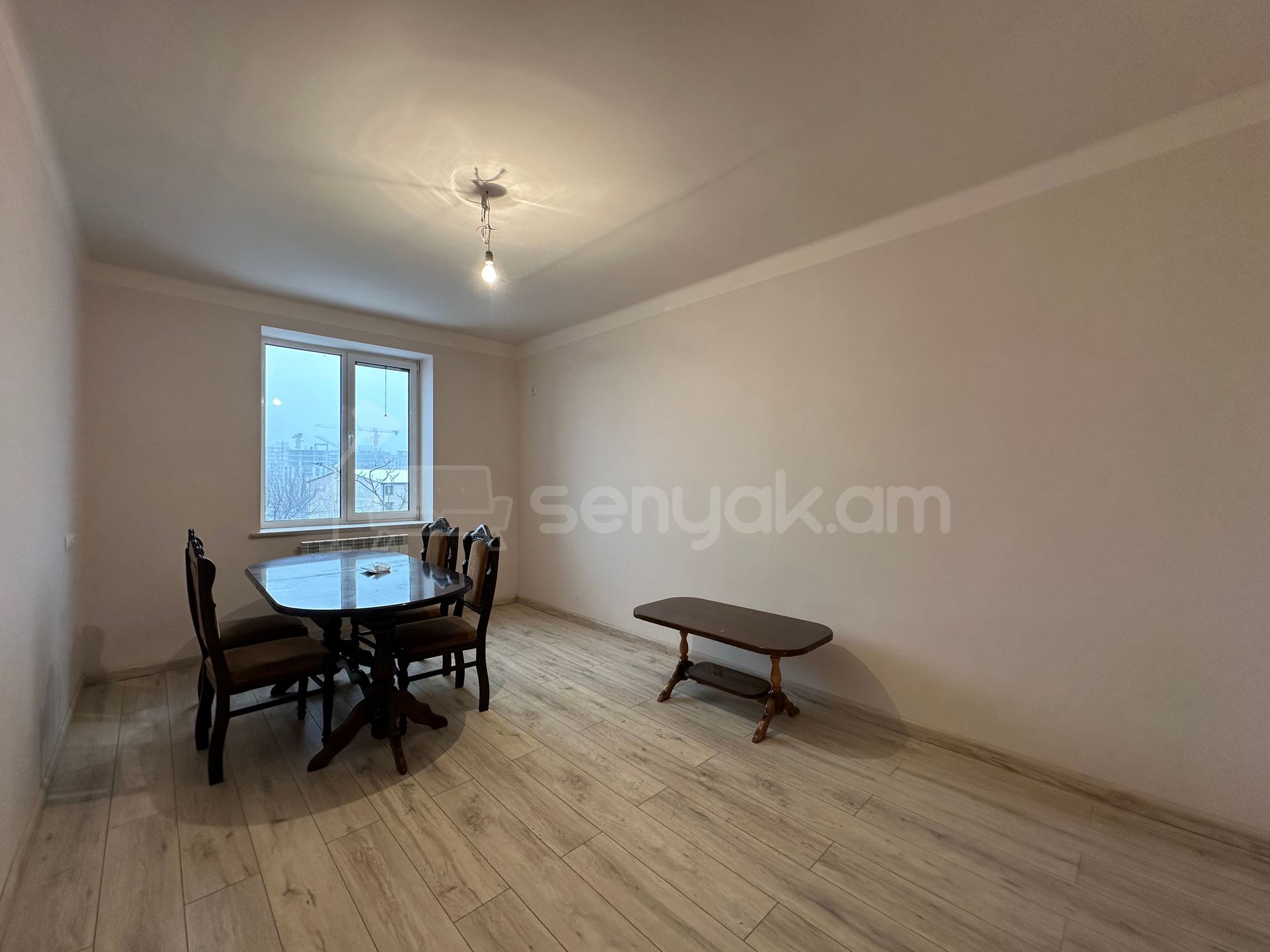 3 Սենյականոց Բնակարան Քարե Շենքում, 70քմ, 2/4 հարկ, Կապիտալ Վերանորոգված, Կահավորված, Արևկող