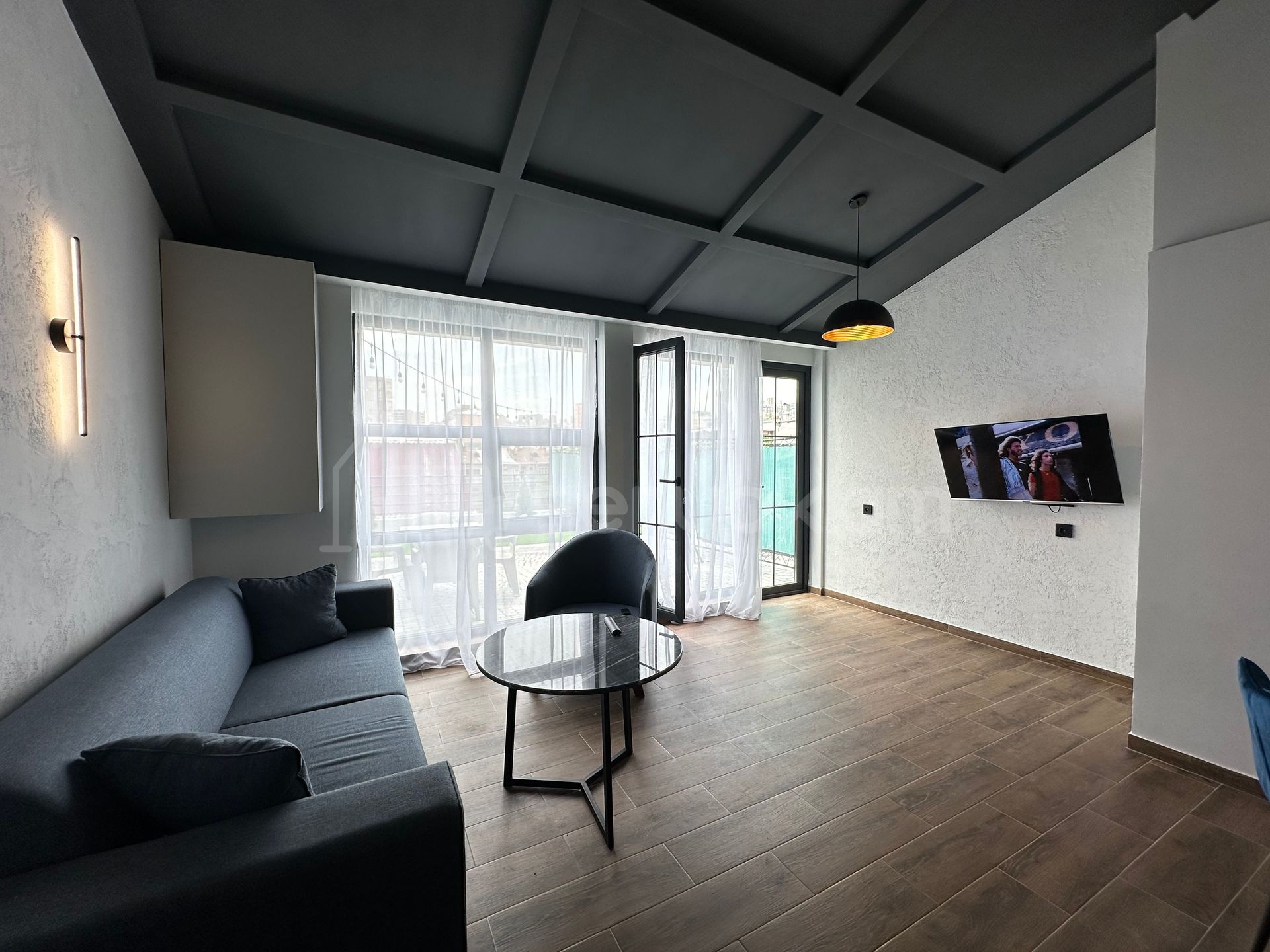 2 Սենյականոց Բնակարան Քարե Շենքում, 95քմ, 5/5 հարկ, Դիզայներական Վերանորոգված, Կահավորված, Արևկող