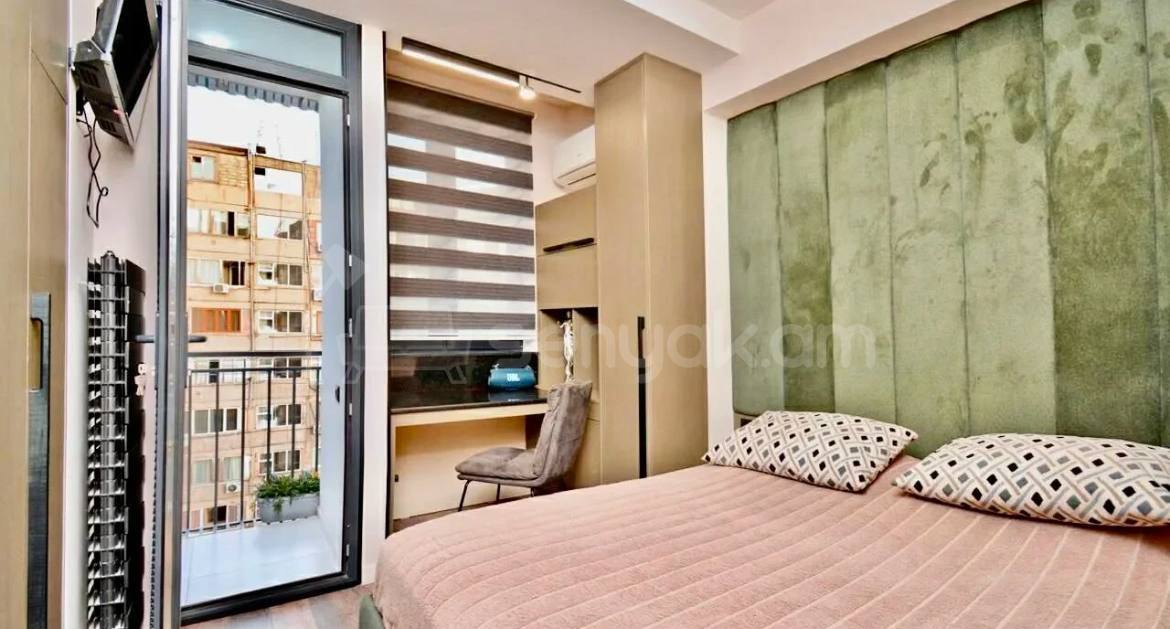 2 Սենյականոց Բնակարան, 42քմ, 9/11 հարկ, Դիզայներական Վերանորոգված, Կահավորված