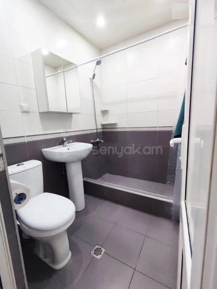 1 Սենյականոց Բնակարան, 38քմ, 10/10 հարկ, Կապիտալ Վերանորոգված