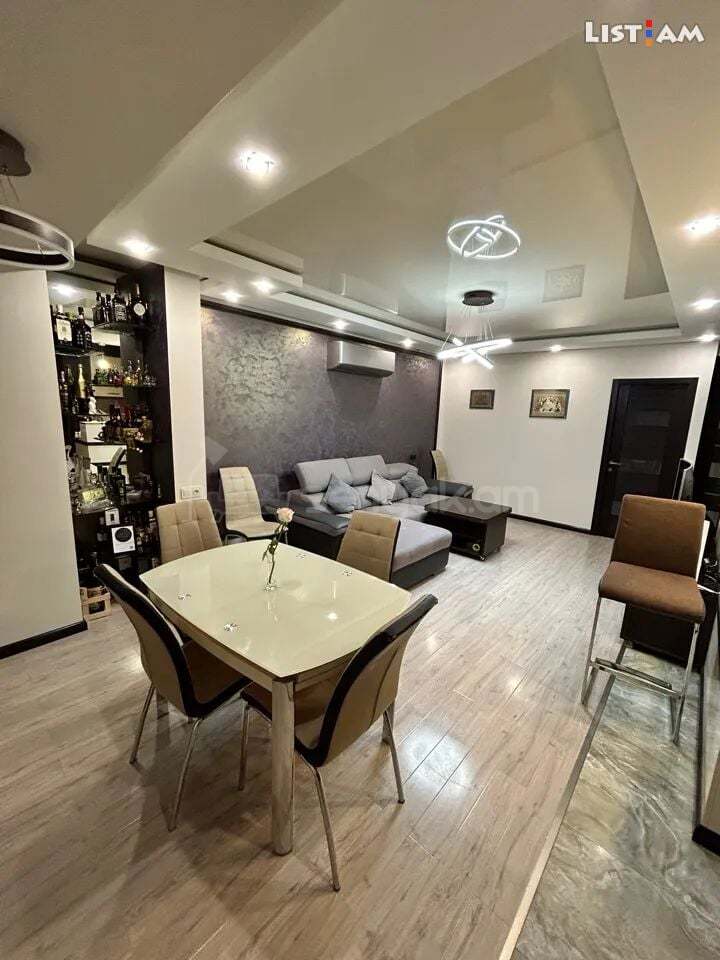 3 Սենյականոց Բնակարան, 70քմ, 5/9 հարկ, Կապիտալ Վերանորոգված