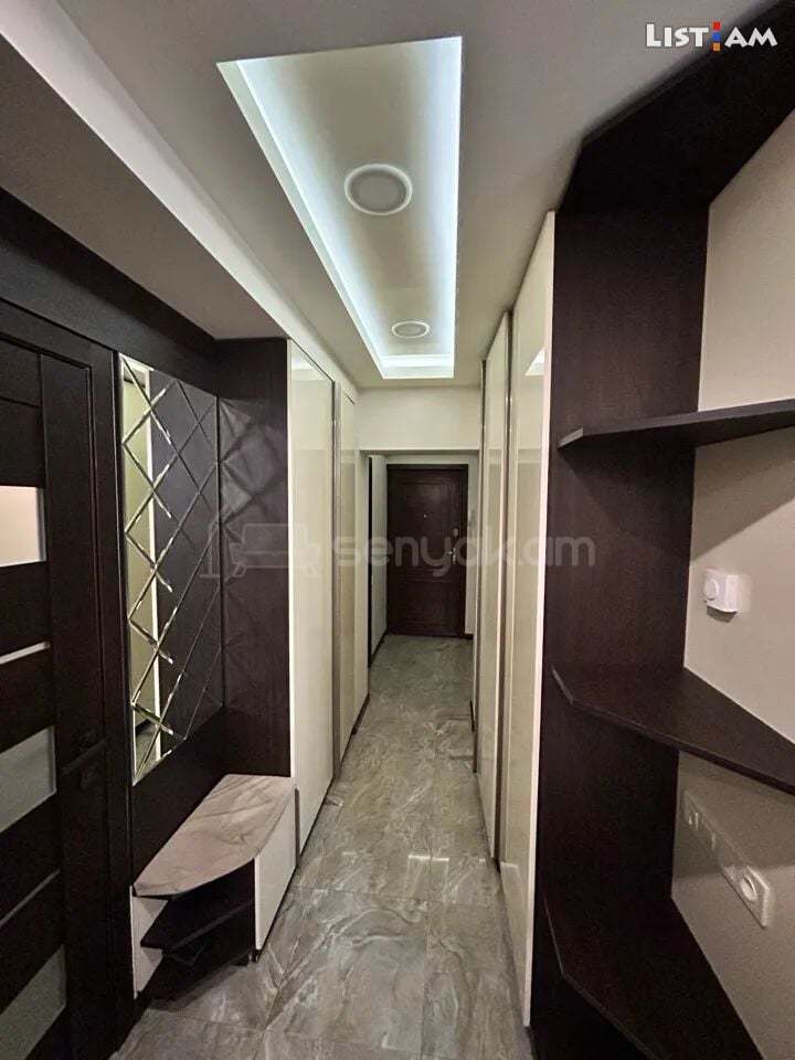 3 Սենյականոց Բնակարան, 70քմ, 5/9 հարկ, Կապիտալ Վերանորոգված