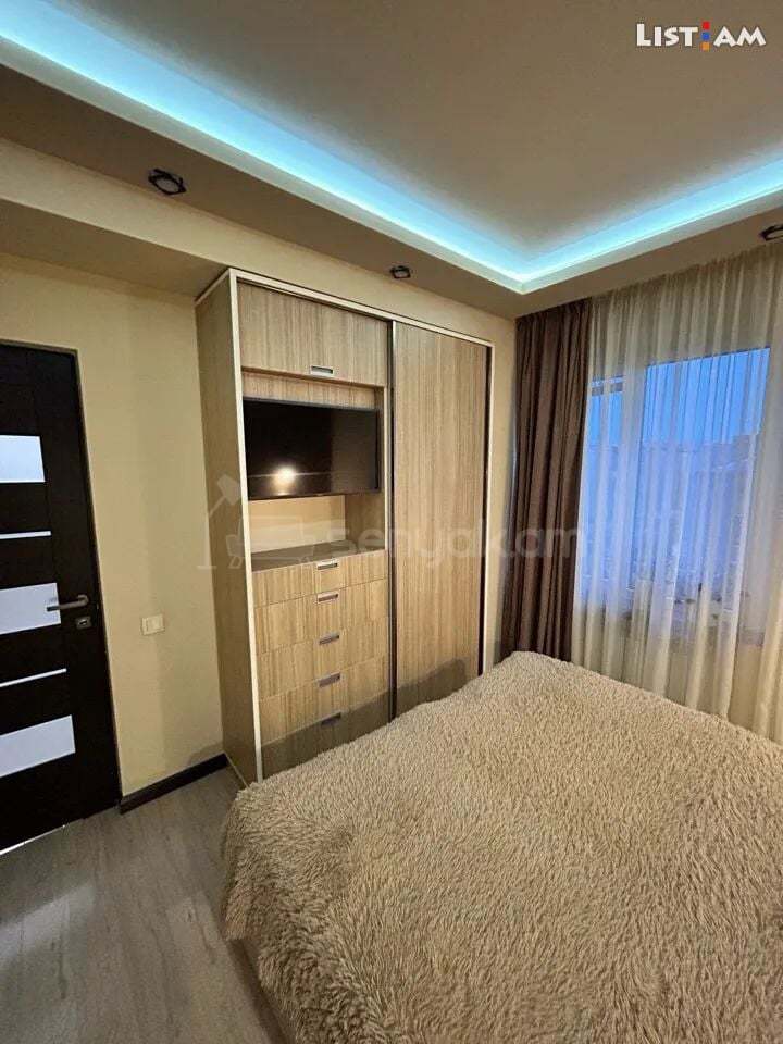 3 Սենյականոց Բնակարան, 70քմ, 5/9 հարկ, Կապիտալ Վերանորոգված