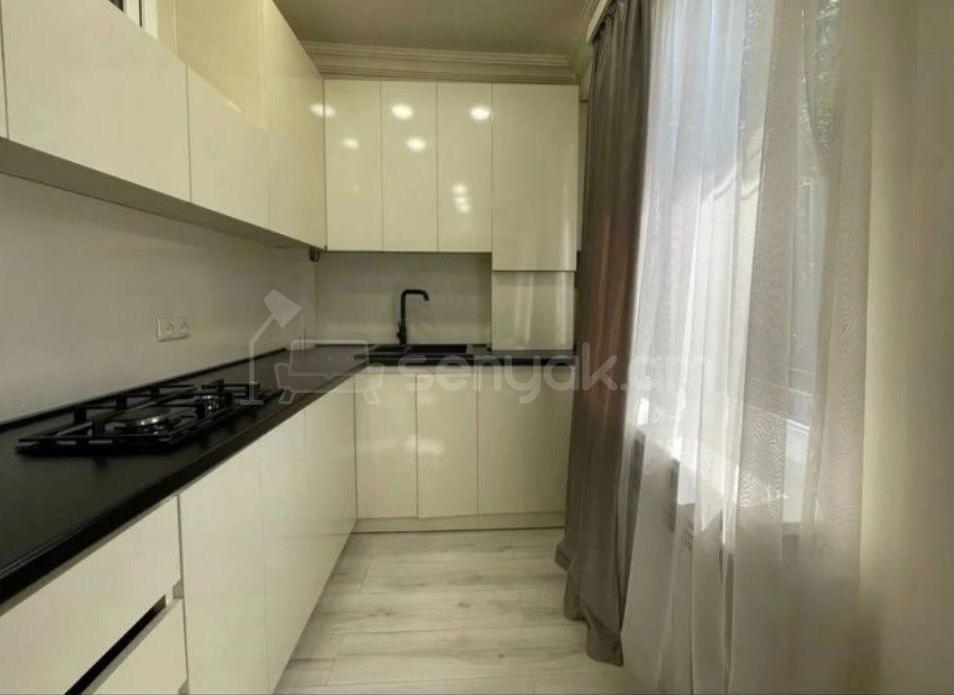 2 Սենյականոց Բնակարան, 50քմ, 1/9 հարկ, Դիզայներական Վերանորոգված, Կահավորված, Արևկող