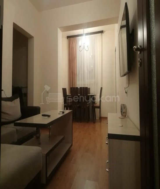 2 Սենյականոց Բնակարան, 50քմ, 3/11 հարկ, Կոսմետիկ Վերանորոգված, Կահավորված, Արևկող