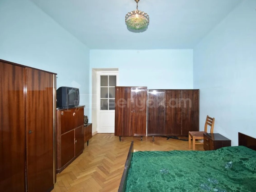 2 Սենյականոց Բնակարան Քարե Շենքում, 78քմ, 2/5 հարկ, Կոսմետիկ Վերանորոգված