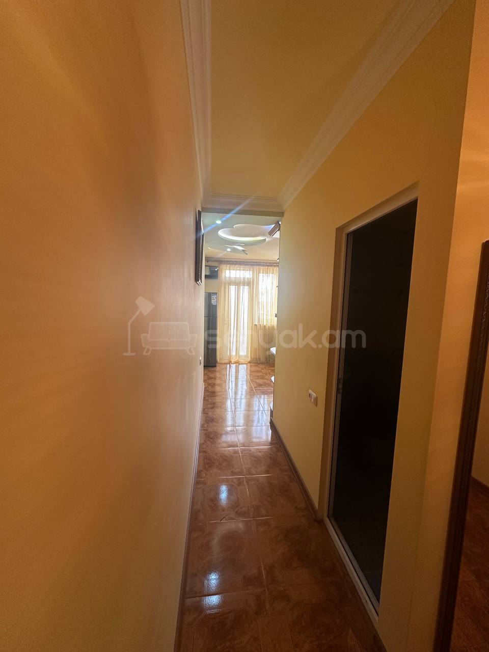 2 Սենյականոց Բնակարան Քարե Շենքում, 62քմ, 2/5 հարկ, Կապիտալ Վերանորոգված, Կահավորված