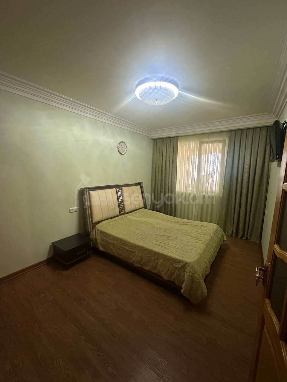 2 Սենյականոց Բնակարան Քարե Շենքում, 62քմ, 2/5 հարկ, Կապիտալ Վերանորոգված, Կահավորված