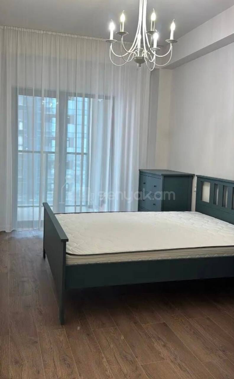 2 Սենյականոց Բնակարան, 72քմ, 8/17 հարկ, Կապիտալ Վերանորոգված