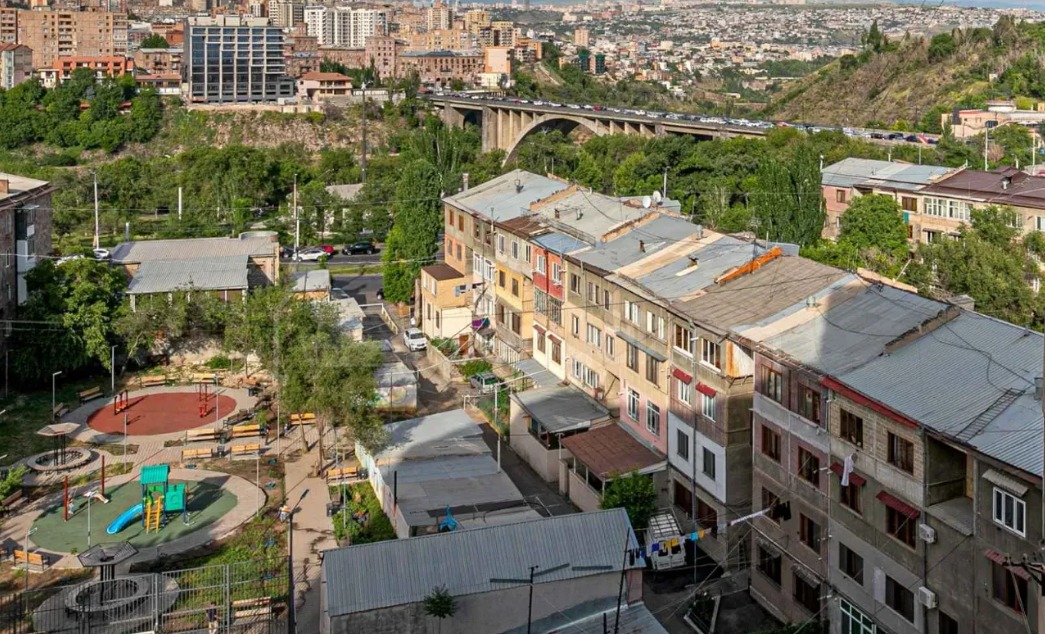 3 Սենյականոց Բնակարան, 87քմ, 9/12 հարկ, Նորմալ Վիճակում