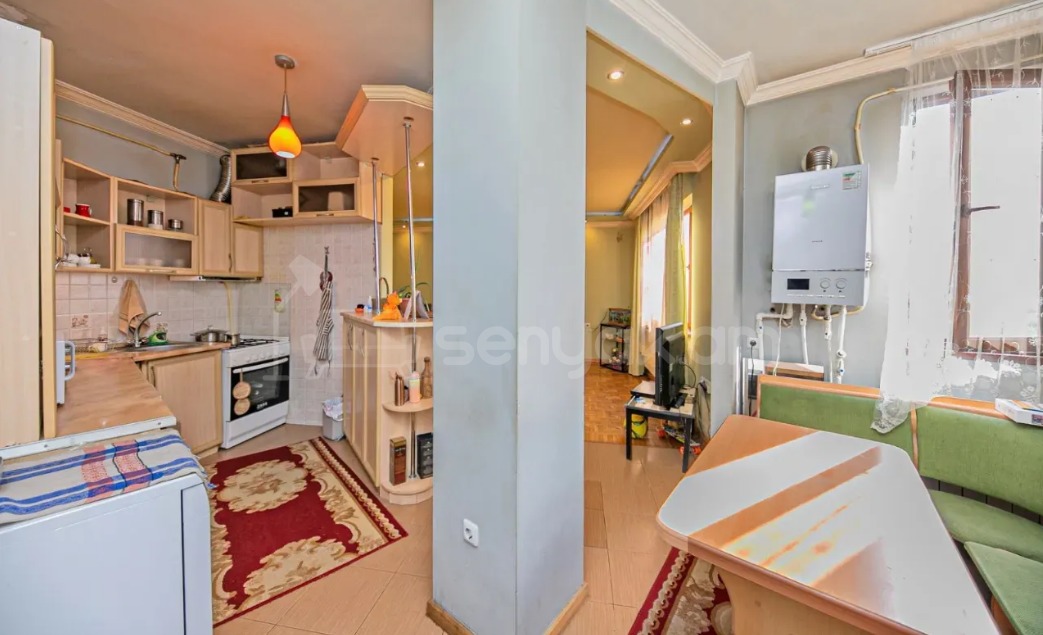 3 Սենյականոց Բնակարան, 87քմ, 9/12 հարկ, Նորմալ Վիճակում