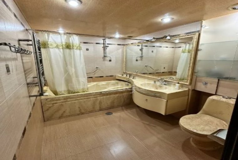 3 Սենյականոց Բնակարան, 72քմ, 5/9 հարկ, Կապիտալ Վերանորոգված, Կահավորված, Արևկող