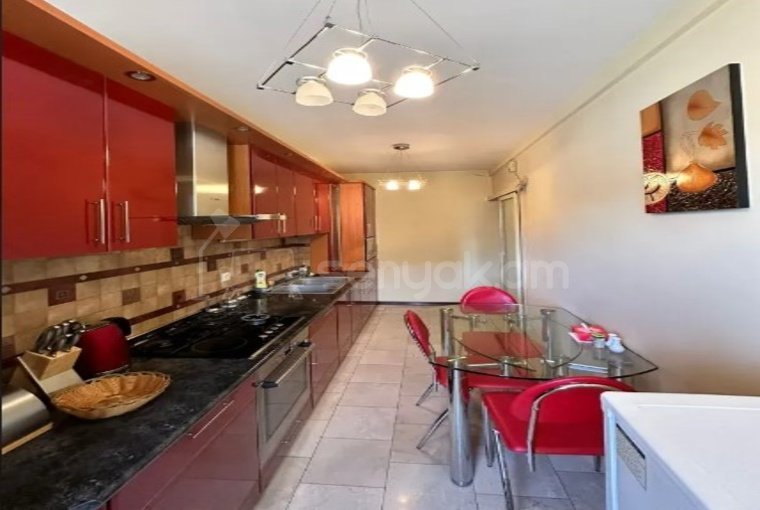 3 Սենյականոց Բնակարան, 72քմ, 5/9 հարկ, Կապիտալ Վերանորոգված, Կահավորված, Արևկող