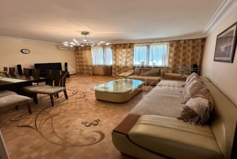 3 Սենյականոց Բնակարան, 72քմ, 5/9 հարկ, Կապիտալ Վերանորոգված, Կահավորված, Արևկող