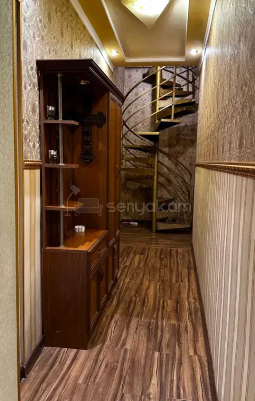 4 Սենյականոց Սեփական Տուն, 121քմ, Կապիտալ Վերանորոգված, Ավտոտնակով