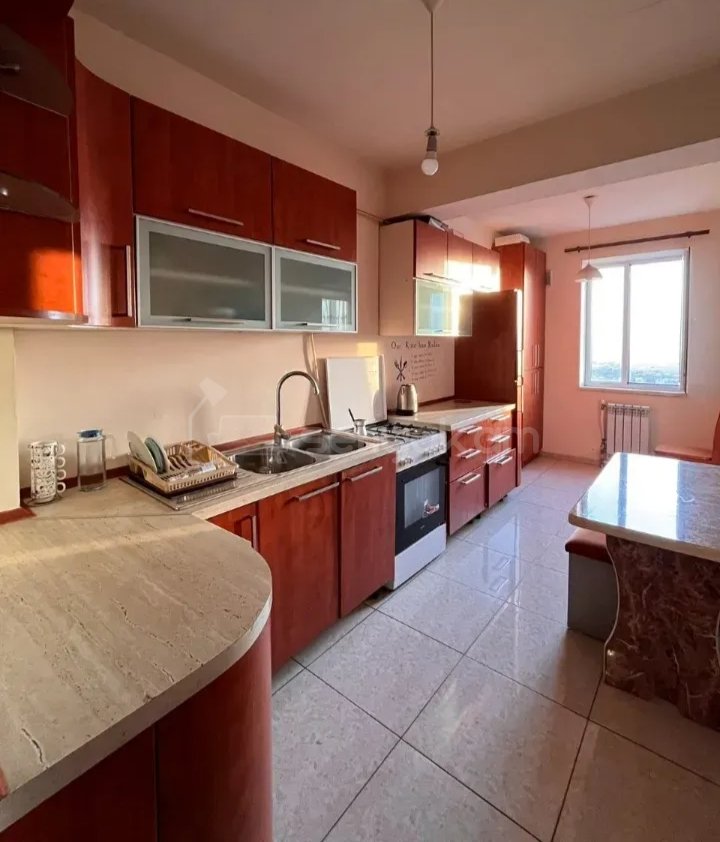 2 Սենյականոց Բնակարան, 68քմ, 5/9 հարկ, Կապիտալ Վերանորոգված, Կահավորված, Արևկող