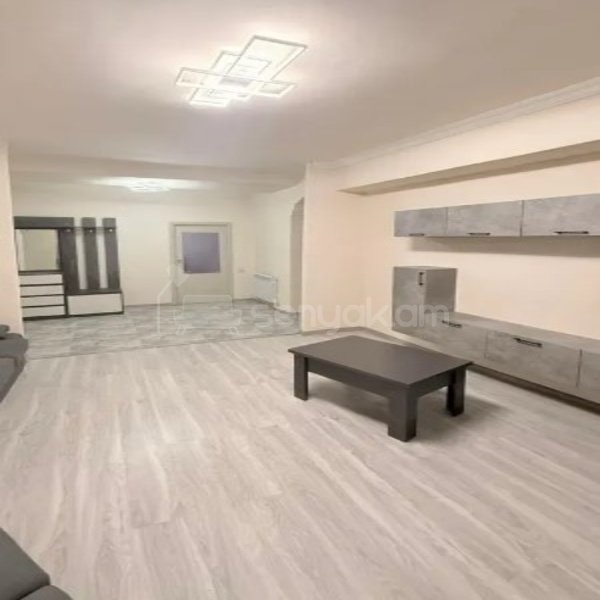 3 Սենյականոց Բնակարան, 92քմ, 7/10 հարկ, Կապիտալ Վերանորոգված, Կահավորված, Արևկող