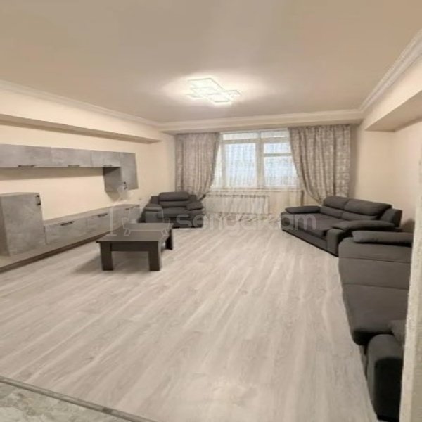 3 Սենյականոց Բնակարան, 92քմ, 7/10 հարկ, Կապիտալ Վերանորոգված, Կահավորված, Արևկող