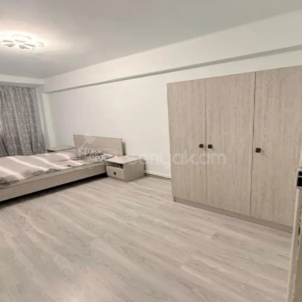 3 Սենյականոց Բնակարան, 92քմ, 7/10 հարկ, Կապիտալ Վերանորոգված, Կահավորված, Արևկող