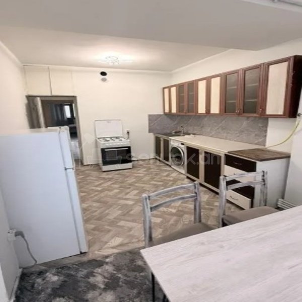 3 Սենյականոց Բնակարան, 92քմ, 7/10 հարկ, Կապիտալ Վերանորոգված, Կահավորված, Արևկող