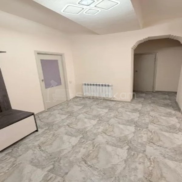 3 Սենյականոց Բնակարան, 92քմ, 7/10 հարկ, Կապիտալ Վերանորոգված, Կահավորված, Արևկող