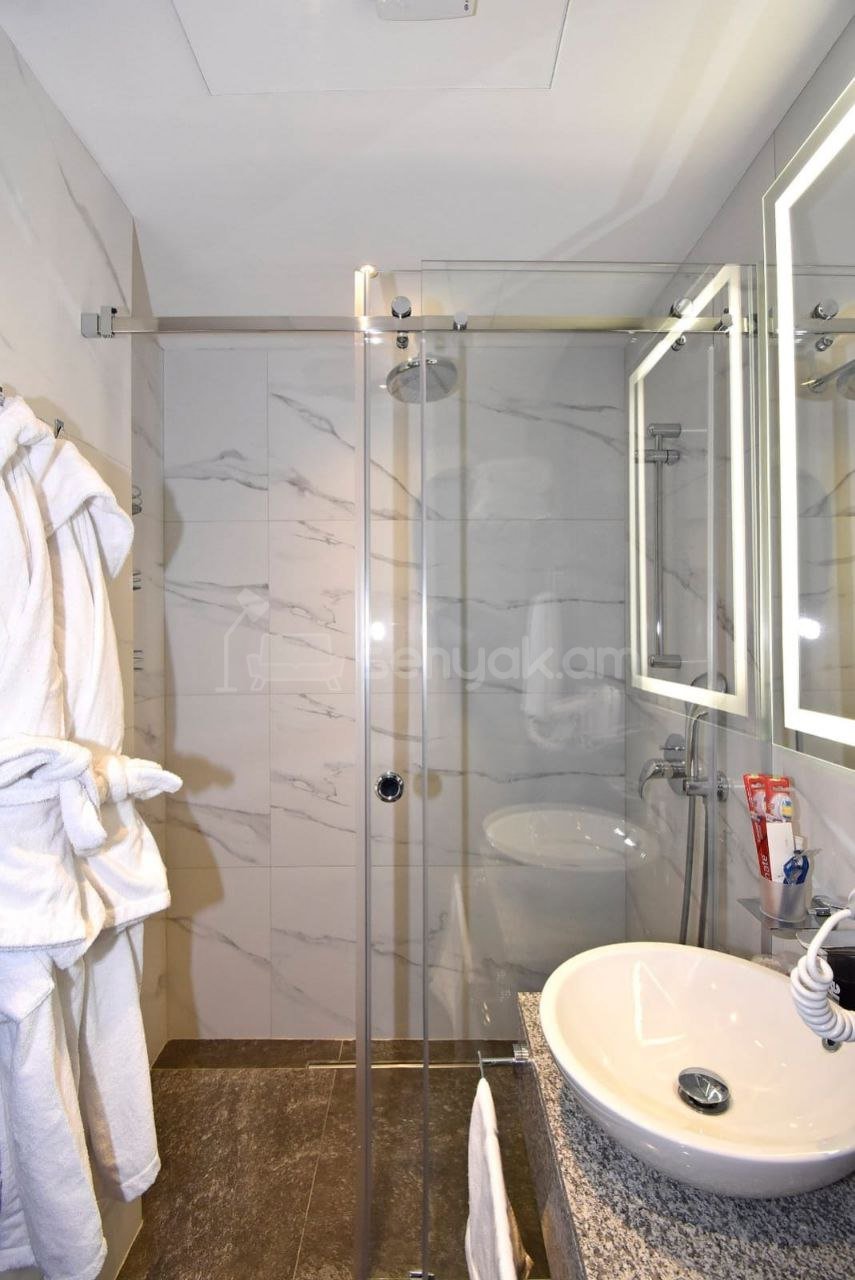 2 Սենյականոց Բնակարան Նորակառույցում, 50քմ, 8/10 հարկ, Դիզայներական Վերանորոգված