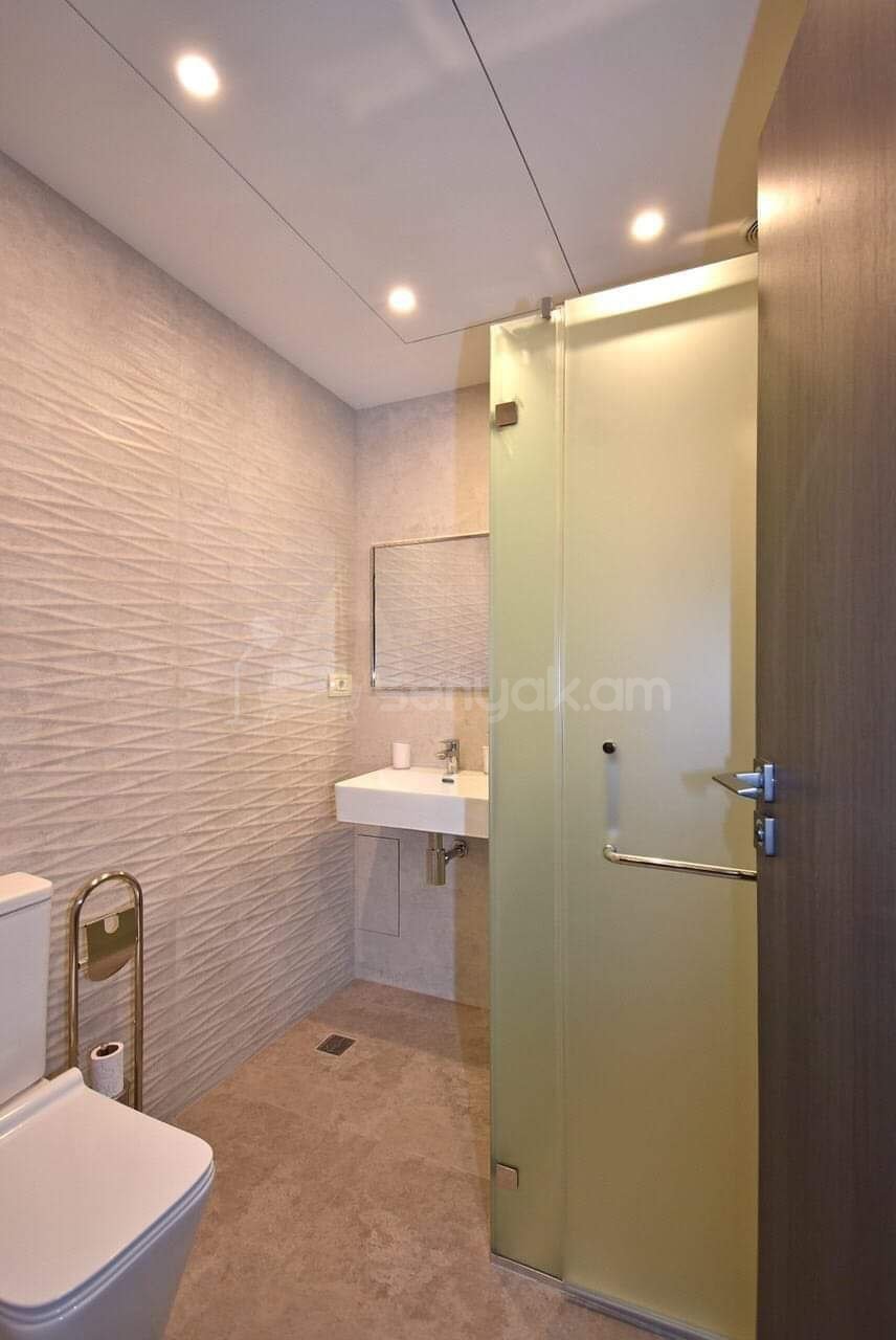 2 Սենյականոց Բնակարան Նորակառույցում, 65քմ, 4/5 հարկ, Դիզայներական Վերանորոգված